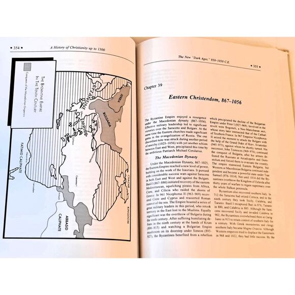 Church Triumphant: History of Christianity up to 1300 by Hinson (1995 1st Ed HC) - Picture 11 of 11